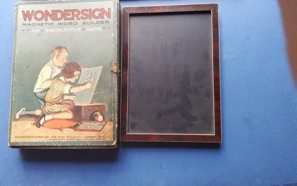 1930s Original Wondersign Magnetic Word Builder Game