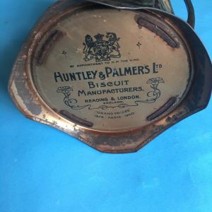 1908 Huntley and palmers sylvan forest tin