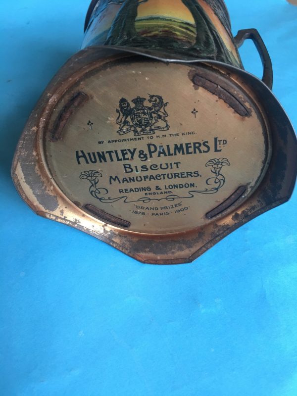1908 Huntley and palmers sylvan forest tin